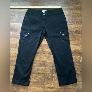 White House Black Market Black Capris size 8